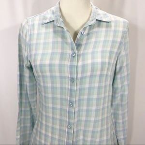 Women’s Columbia long sleeve button down shirt